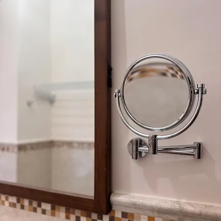 Residenza Felsinea - Elegant In The Historic Center Of